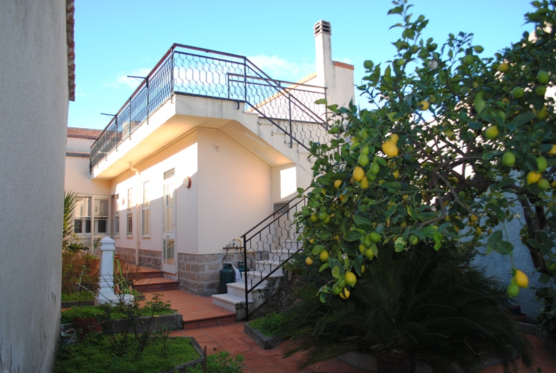 Tissi ampia casa indipendente in perfette condizioni con giardino di propriet